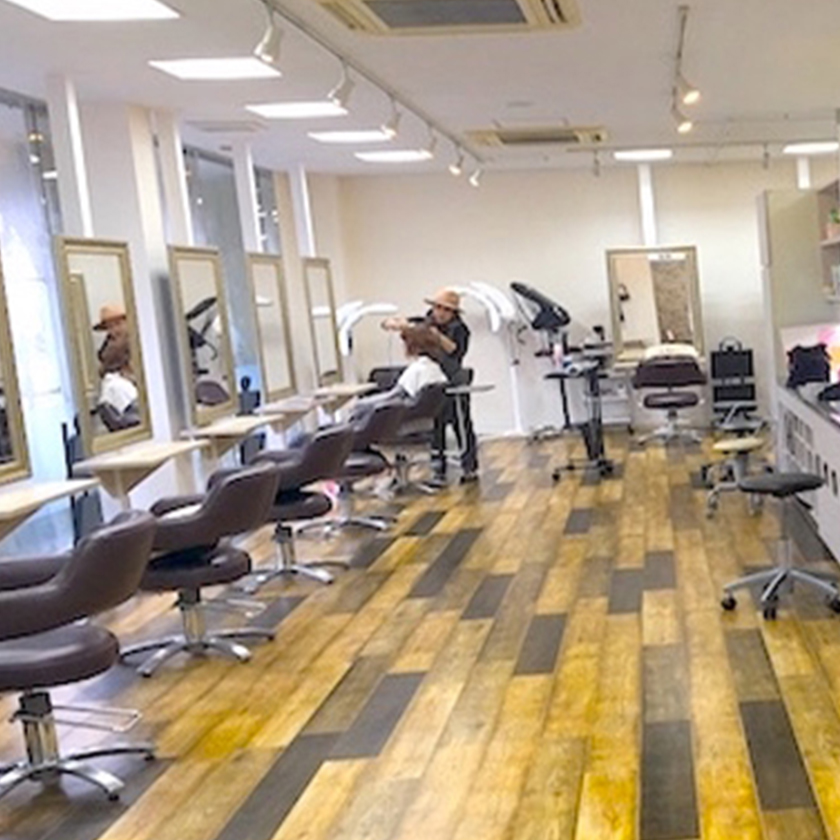 美容室アルファイン姪浜店